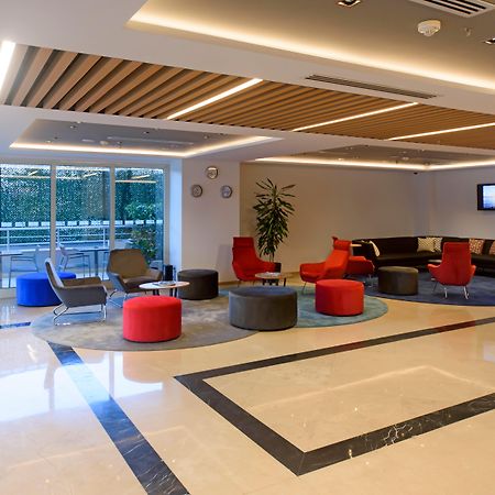 Holiday Inn Express Istanbul-Altunizade By Ihg Buitenkant foto