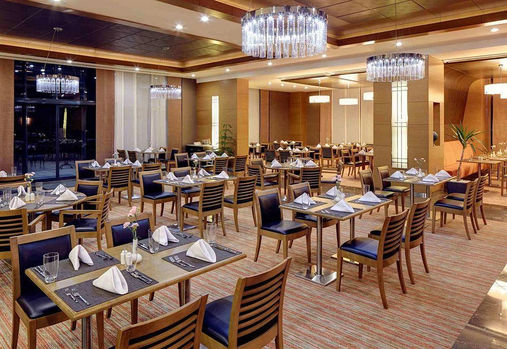 Holiday Inn Express Istanbul-Altunizade By Ihg Buitenkant foto