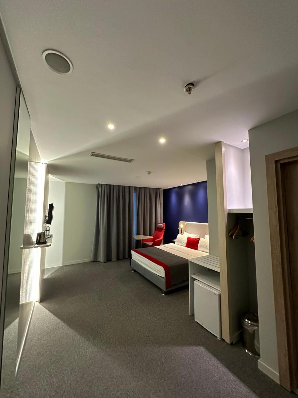 Holiday Inn Express Istanbul-Altunizade By Ihg Buitenkant foto