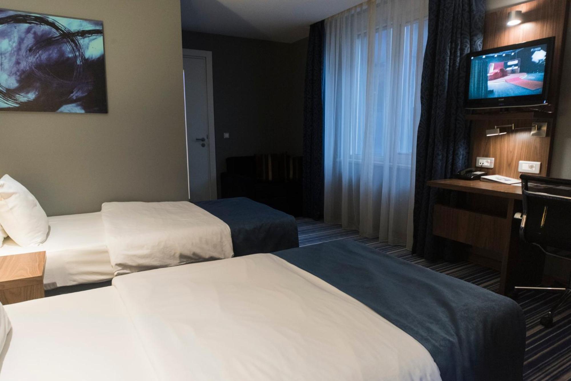 Holiday Inn Express Istanbul-Altunizade By Ihg Buitenkant foto