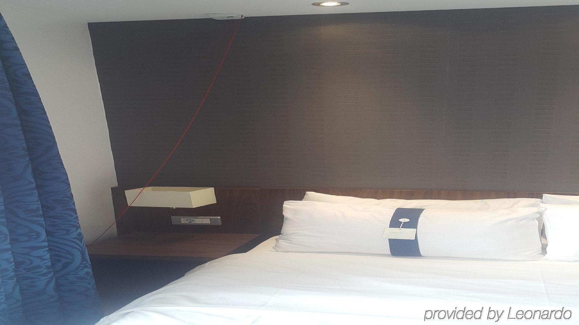 Holiday Inn Express Istanbul-Altunizade By Ihg Buitenkant foto