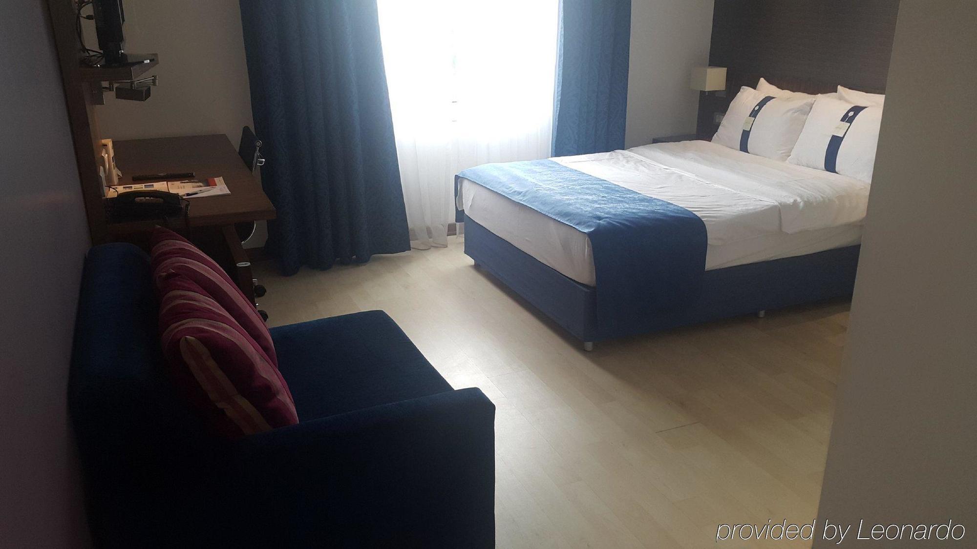 Holiday Inn Express Istanbul-Altunizade By Ihg Buitenkant foto