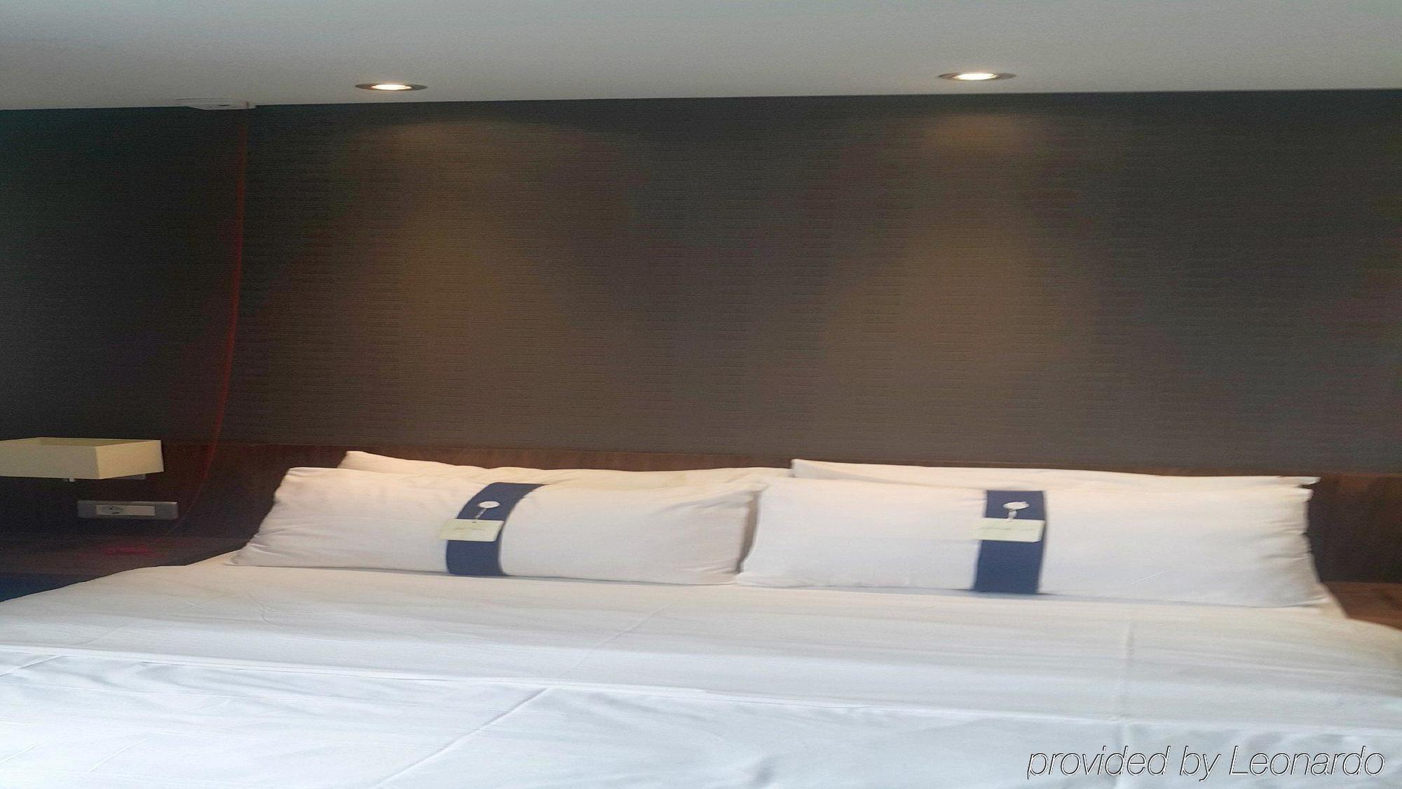 Holiday Inn Express Istanbul-Altunizade By Ihg Buitenkant foto