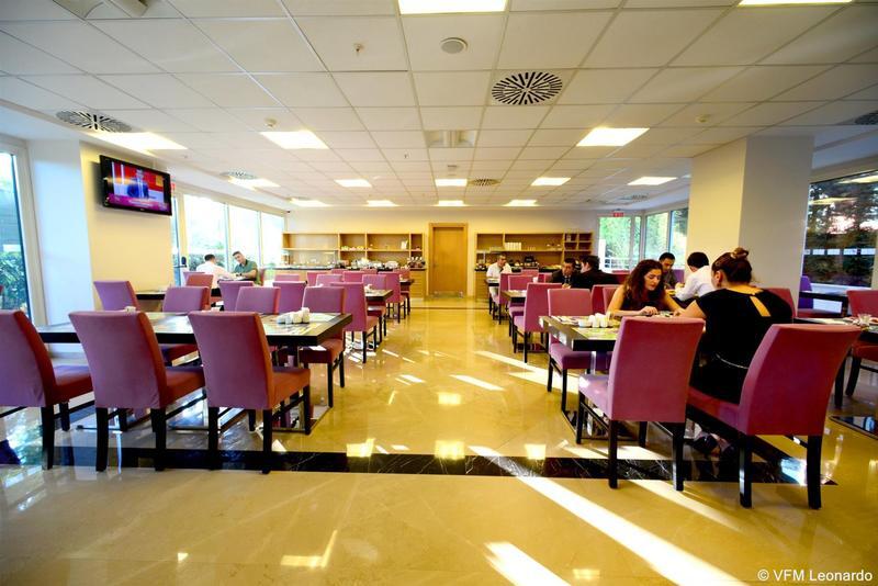 Holiday Inn Express Istanbul-Altunizade By Ihg Buitenkant foto